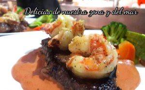 Lomo de res con camarones en Rincón del Tapir.