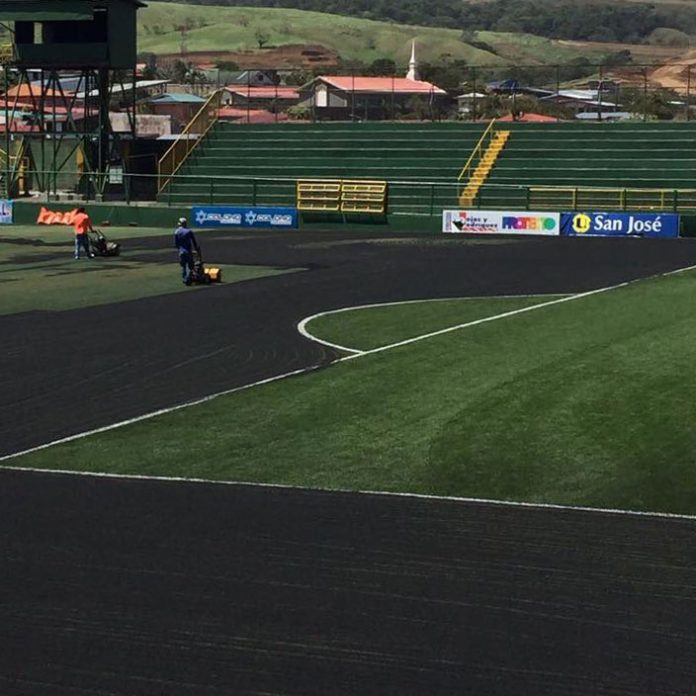 Gramilla-Carlos-Ugalde Estadio Carlos Ugalde Álvarez