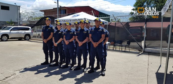 policias
