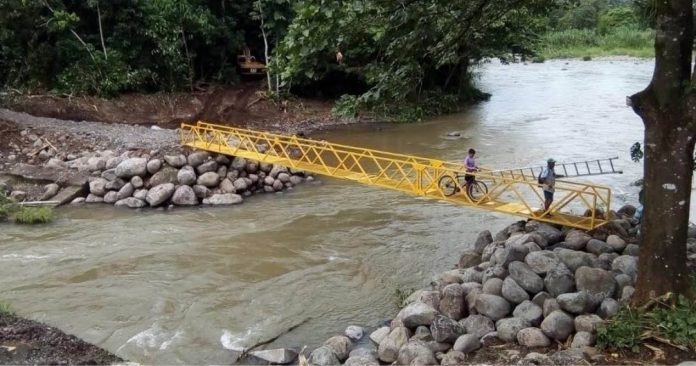 PUENTE BALSA